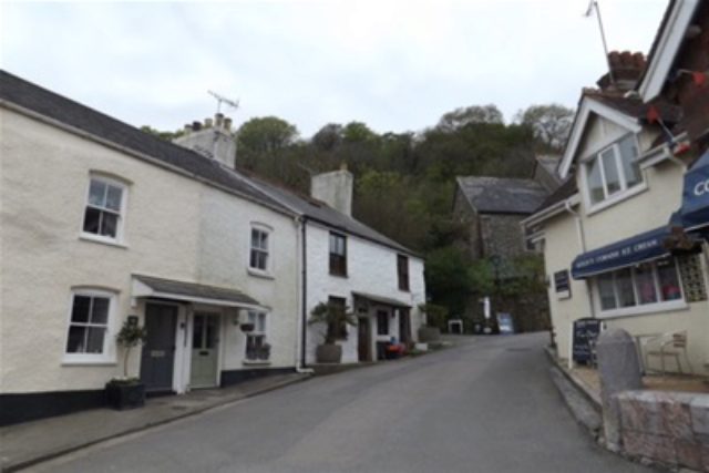  Image of 2 Bedroom Detached to rent at Torpoint, PL10 1PH